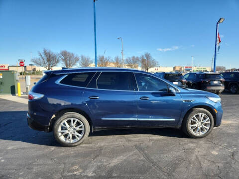 2023 Buick Enclave Essence