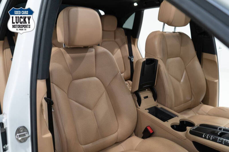 2018 Porsche Macan