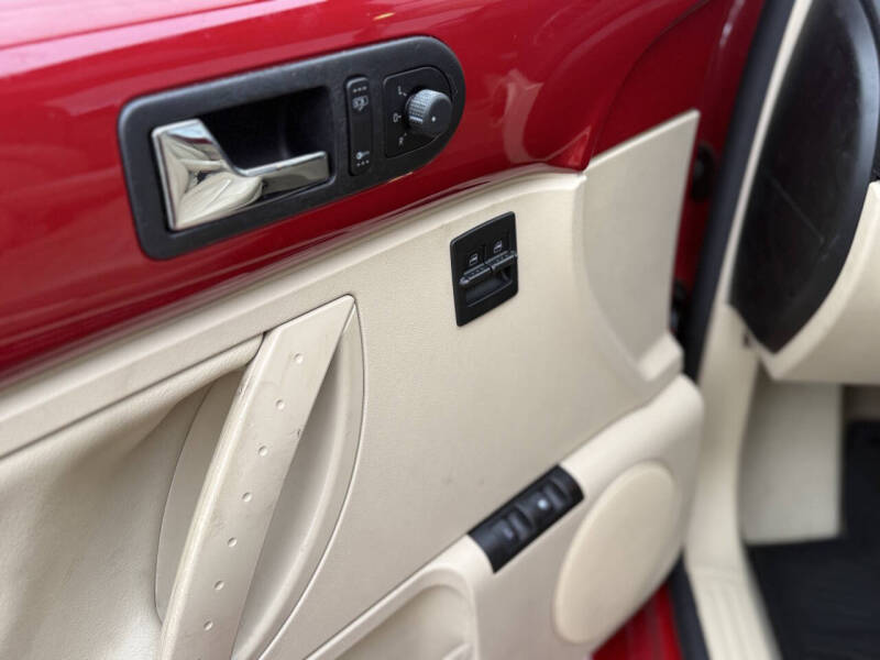 2007 Volkswagen New Beetle 2.5