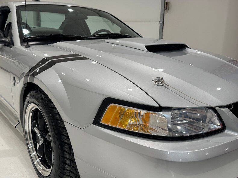 2000 Ford Mustang