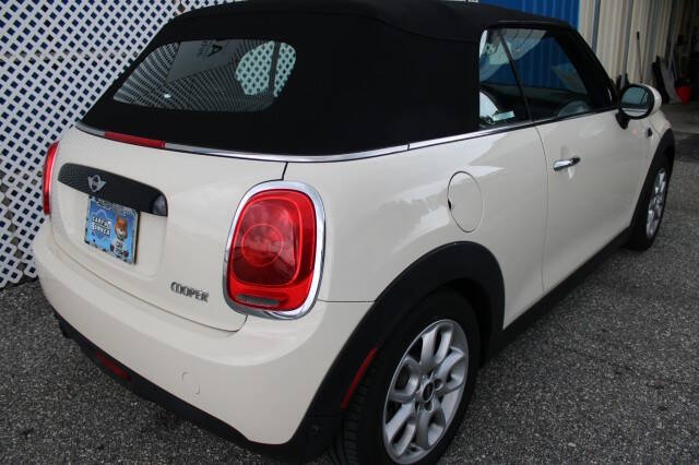 2018 MINI Convertible Cooper