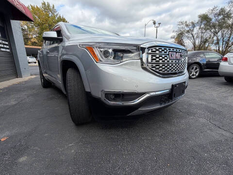 2017 GMC Acadia Denali