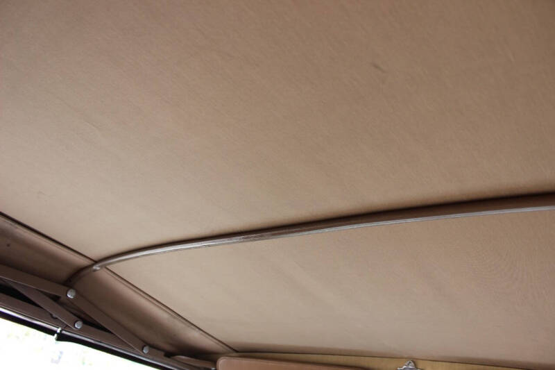 1946 Ford Super Deluxe