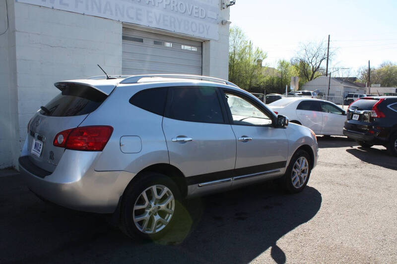 2013 Nissan Rogue SV