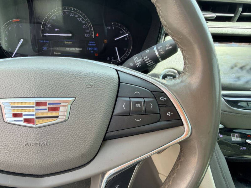 2017 Cadillac XT5 Luxury