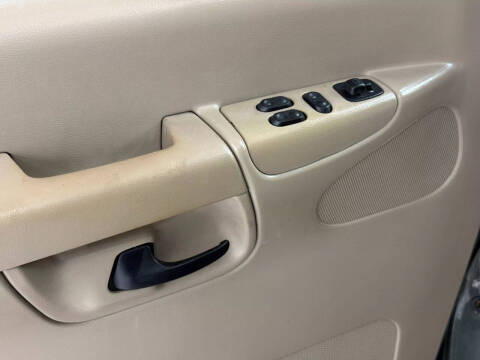 2002 Ford E-Series E-350 SD XLT