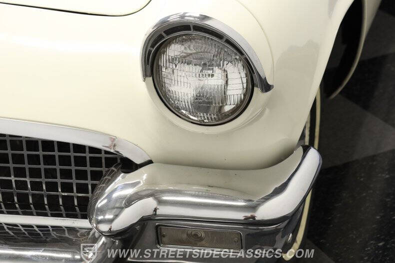 1957 Ford Thunderbird