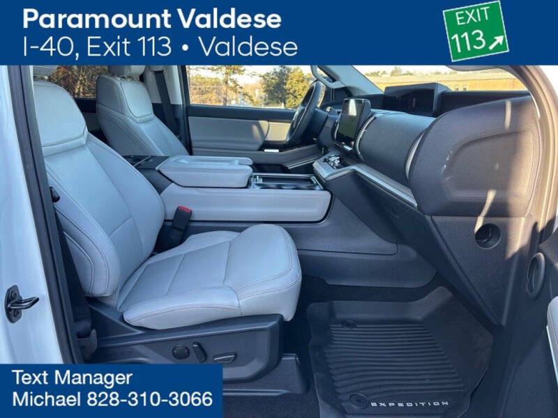 2025 Ford Expedition Active