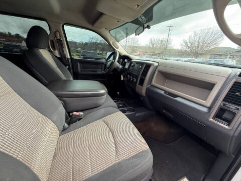 2012 RAM 2500 ST