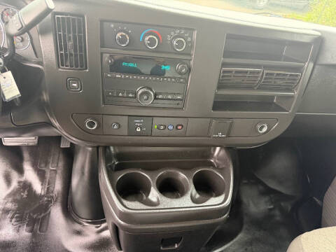 2021 Chevrolet Express 2500