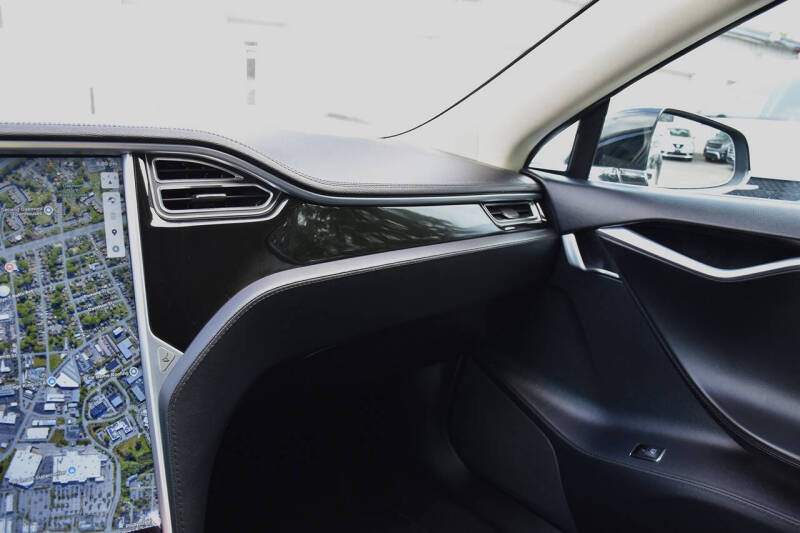 2013 Tesla Model S