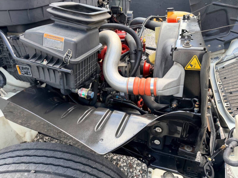 2021 International MV607