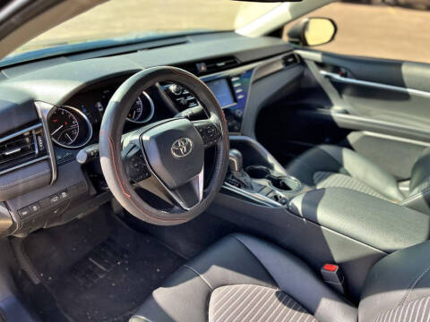 2020 Toyota Camry SE