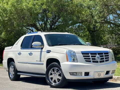 2008 Cadillac Escalade EXT for sale at Car Shop of Mobile in Mobile AL