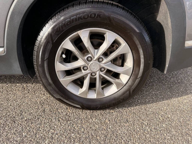 2019 Hyundai Santa Fe SE 2.4L