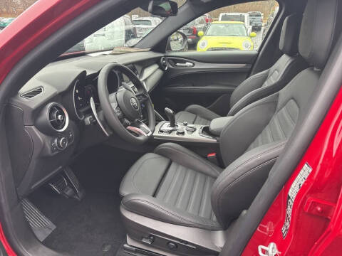 2025 Alfa Romeo Stelvio