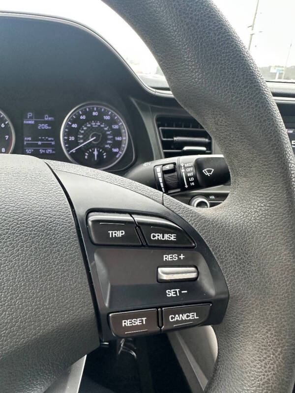 2019 Hyundai Elantra