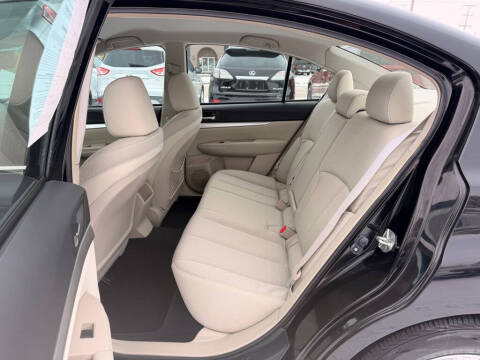 2011 Subaru Legacy 2.5i Premium