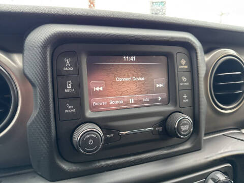 2020 Jeep Gladiator Sport