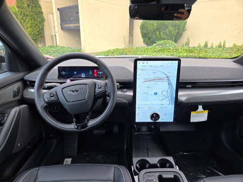 2025 Ford Mustang Mach-E GT