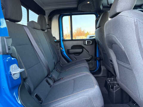 2025 Jeep Gladiator NightHawk