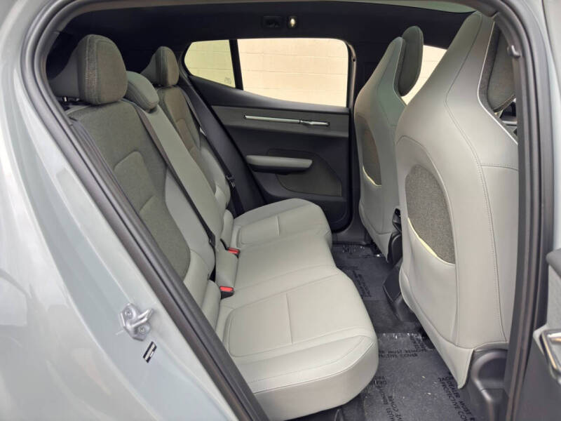 2025 Volvo EX30 Twin Plus