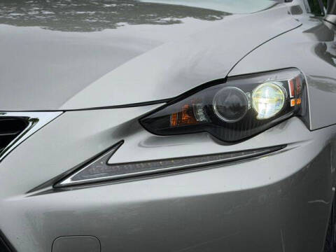 2016 Lexus IS 300