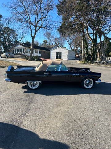 1957 Ford Thunderbird