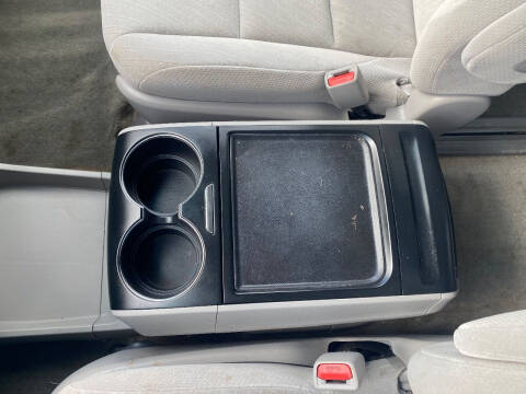 2017 Toyota Sienna LE 7-Passenger