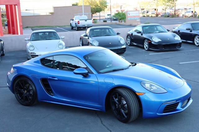 2017 Porsche 718 Cayman