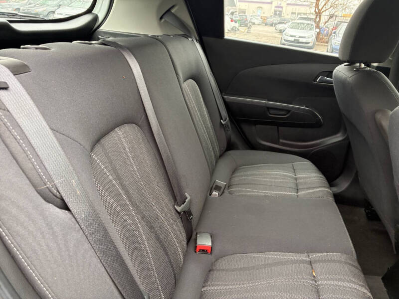 2016 Chevrolet Sonic LT Auto