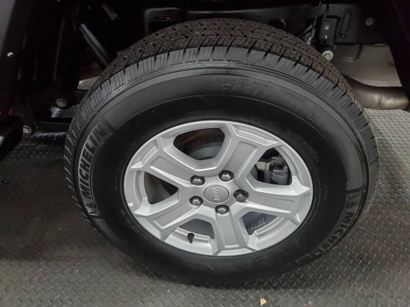 2023 Jeep Gladiator Overland