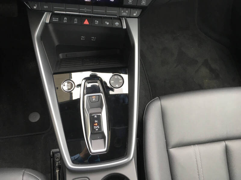 2025 Audi A3 quattro Premium Plus 40 TFSI