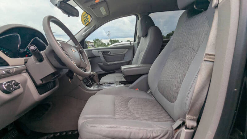 2017 Chevrolet Traverse LS