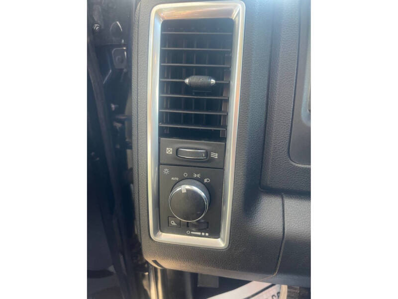 2021 RAM 1500 Classic SLT