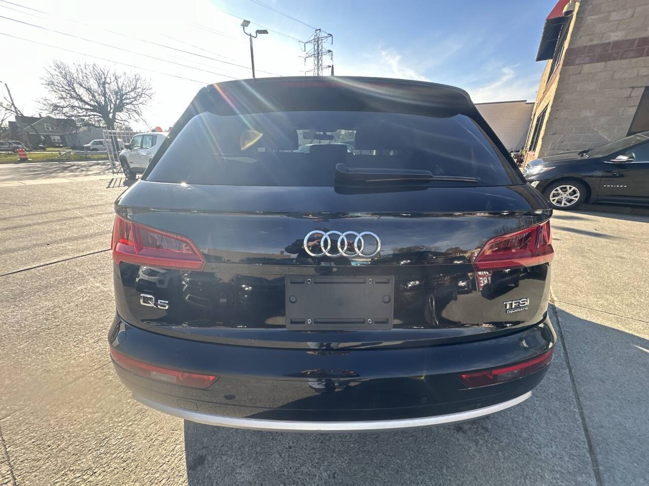 2018 Audi Q5 for sale at VIP Motor Sales in Hazel Park, MI