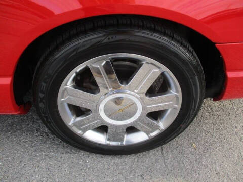 2004 Ford Thunderbird Deluxe