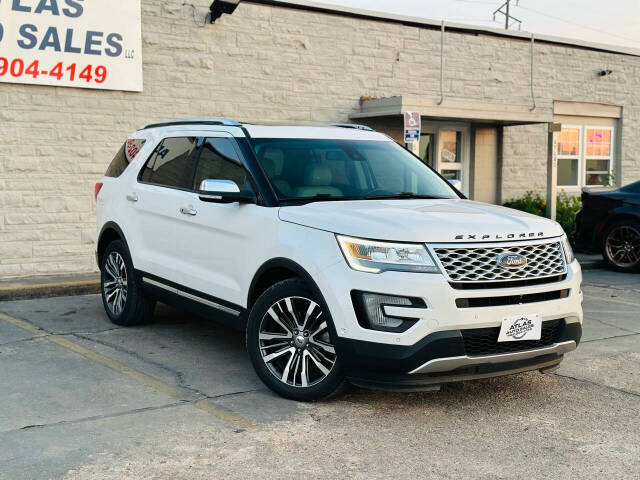 2016 Ford Explorer Platinum photo 4