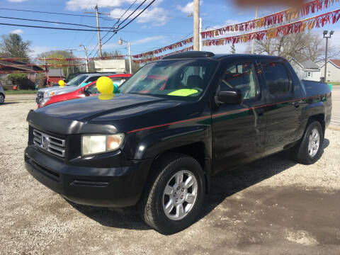 2006 Honda Ridgeline for sale at Antique Motors in Plymouth IN