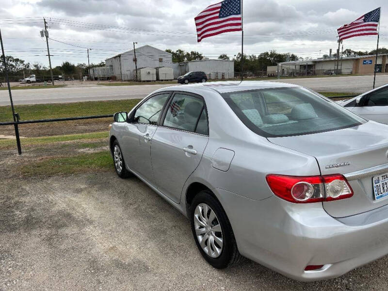2013 Toyota Corolla LE
