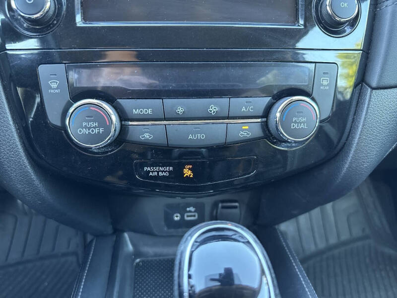 2018 Nissan Rogue SL