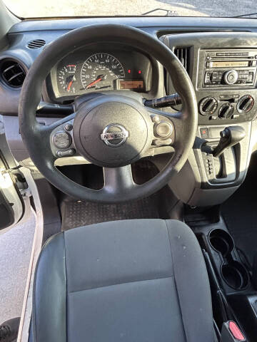 2017 Nissan NV200 S