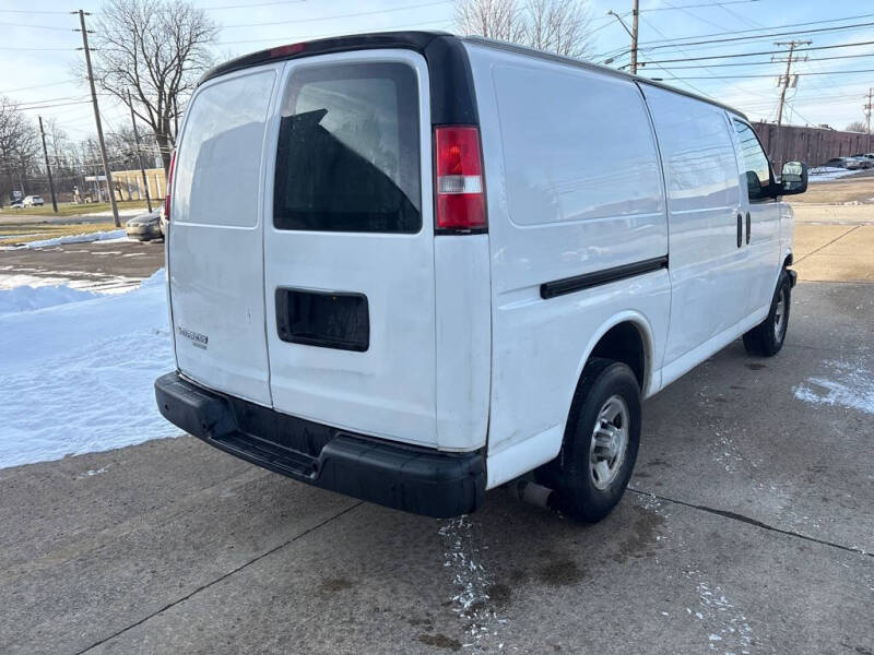 2016 Chevrolet Express 2500
