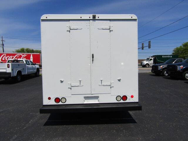 2016 Ford E-Series