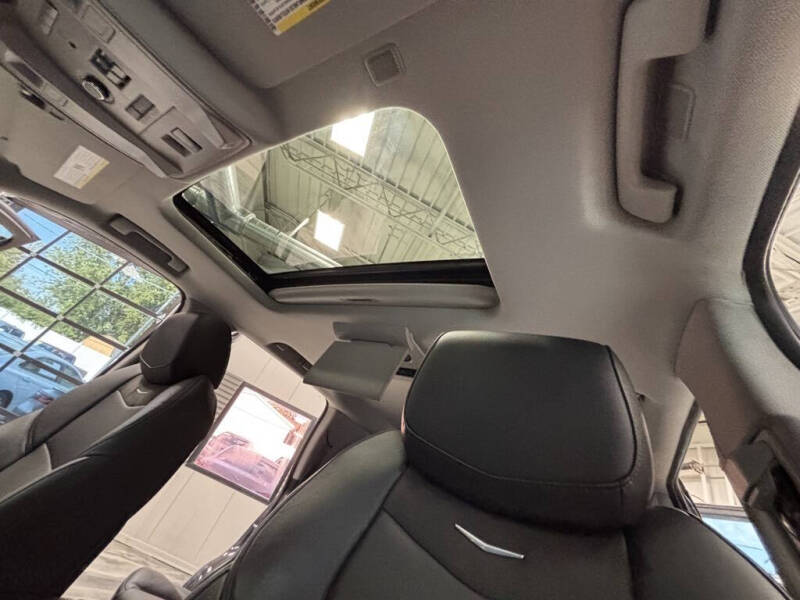 2016 Cadillac Escalade Luxury Collection