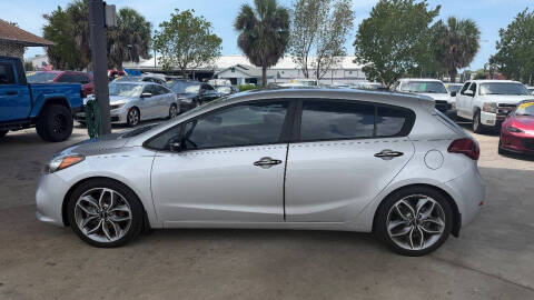 2016 Kia Forte5 SX