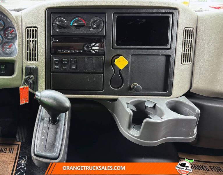 2019 International DuraStar 4300