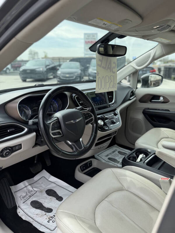2019 Chrysler Pacifica Touring L