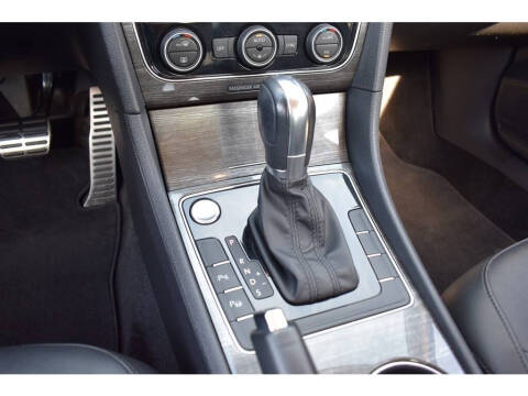 2017 Volkswagen Passat 1.8T SEL Premium