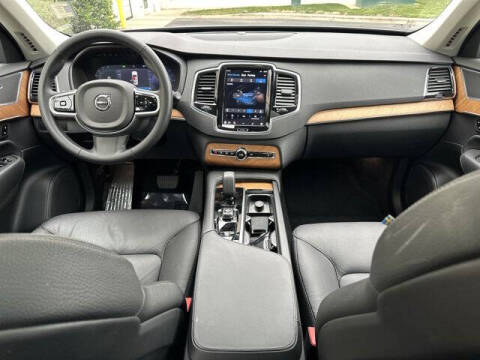 2025 Volvo XC90 B6 Plus Bright Theme 7P